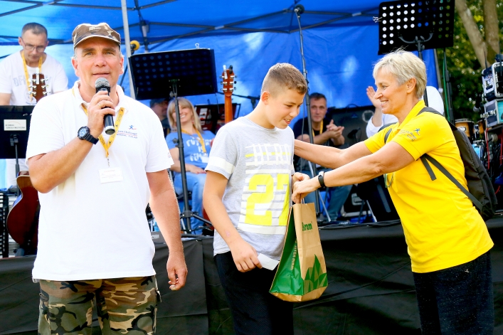 Na pikniku rodzinnym w Bażantarni dzielili się chlebem i bożym słowem