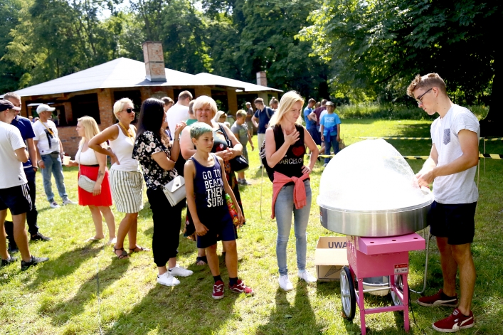 Na pikniku rodzinnym w Bażantarni dzielili się chlebem i bożym słowem