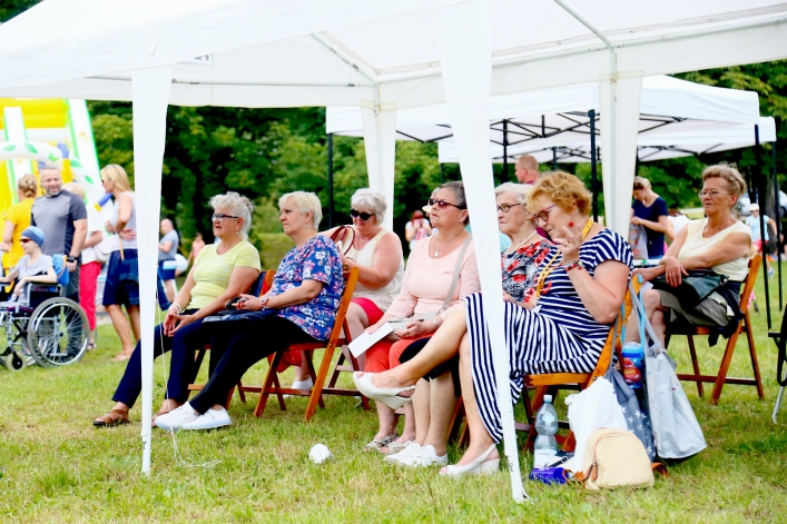 Na pikniku rodzinnym w Bażantarni dzielili się chlebem i bożym słowem