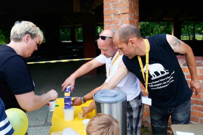 Na pikniku rodzinnym w Bażantarni dzielili się chlebem i bożym słowem