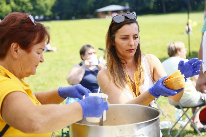 Na pikniku rodzinnym w Bażantarni dzielili się chlebem i słowem bożym (+ zdjęcia)