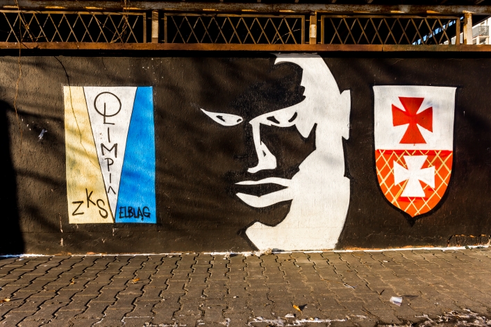 Nadanie koloru szarej rzeczywistości czy akt wandalizmu!?