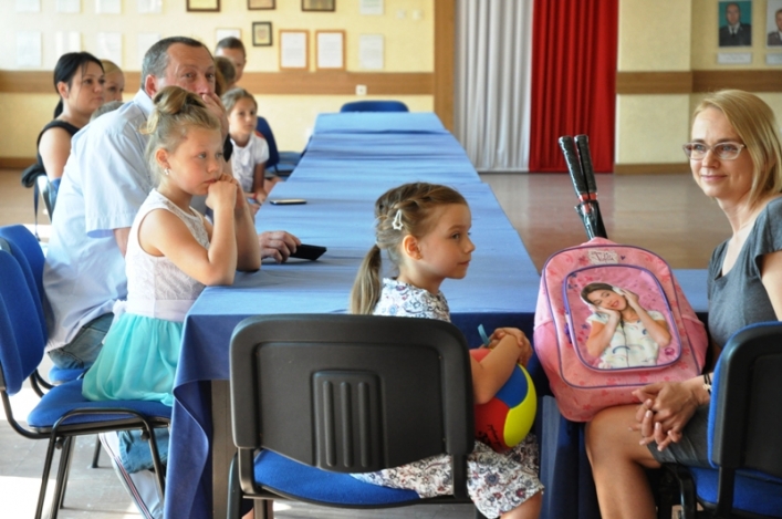 Nagrody dla dzieci w konkursie „Bezpieczni w ruchu drogowym