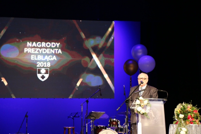 Nagrody prezydenta rozdane. Witold Wróblewski docenił wybitnych elblążan