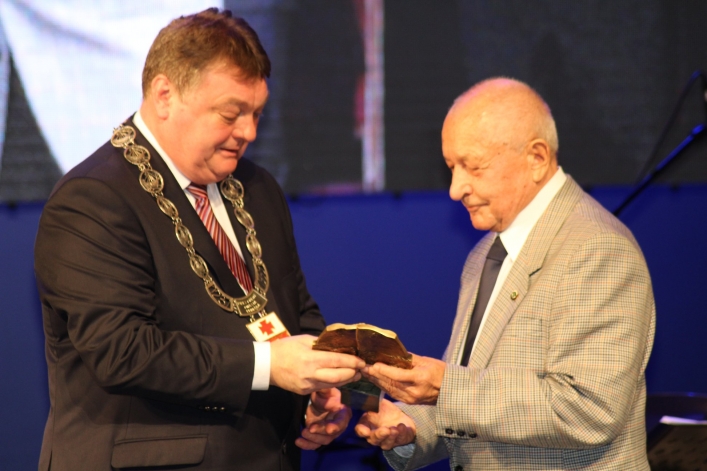 Nagrody prezydenta rozdane. Witold Wróblewski docenił wybitnych elblążan