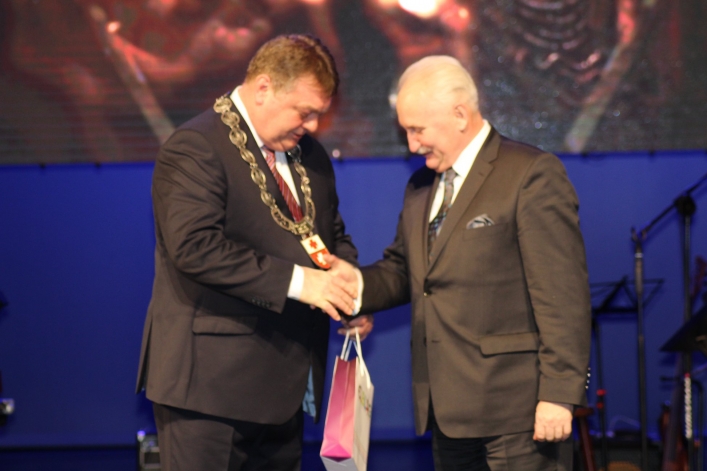 Nagrody Prezydenta rozdane. Witold Wróblewski docenił wybitnych elblążan