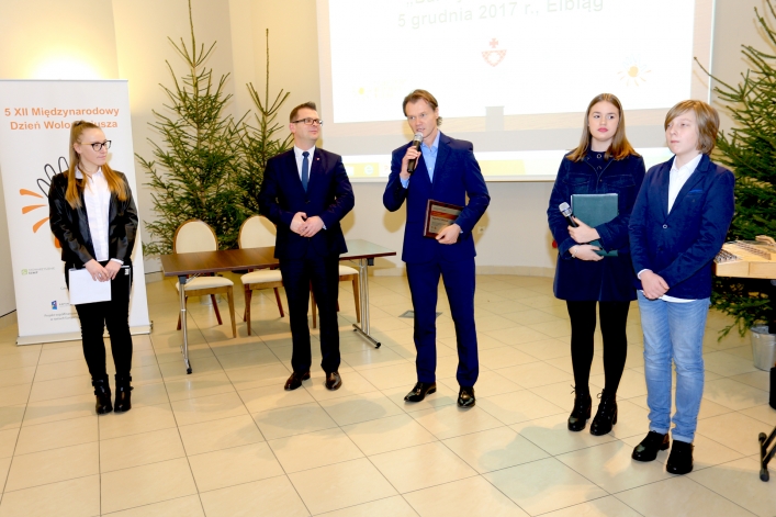 Nagrodzono elbląskich wolontariuszy