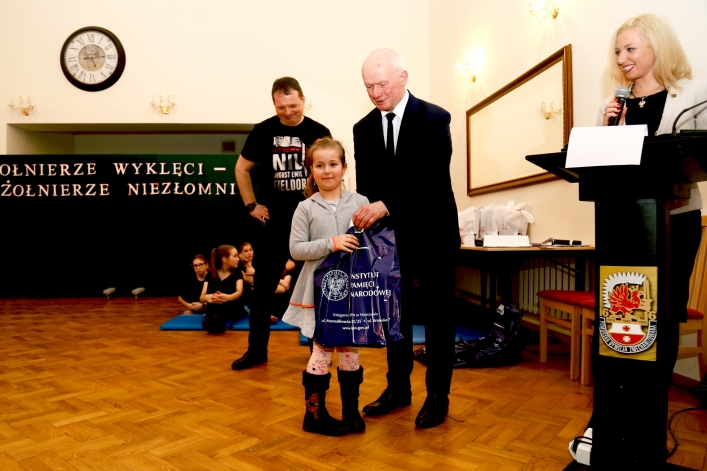Nagrodzono laureatów konkursów z okazji Narodowego Dnia Pamięci Żołnierzy Wyklętych