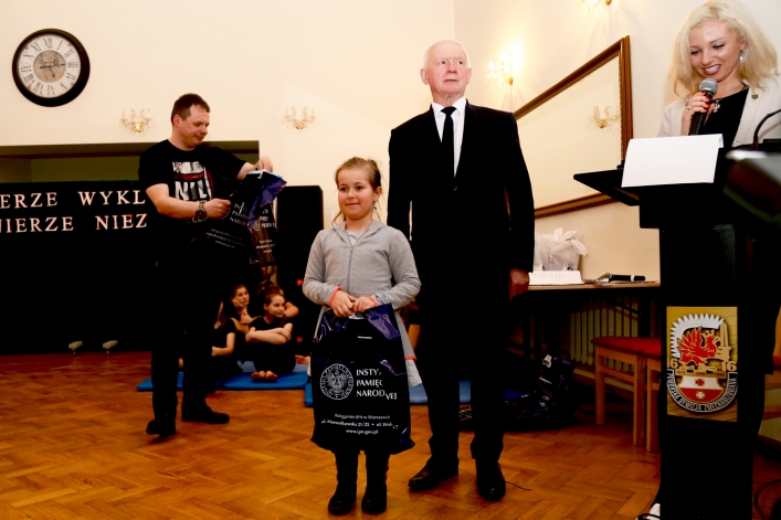 Nagrodzono laureatów konkursów z okazji Narodowego Dnia Pamięci Żołnierzy Wyklętych