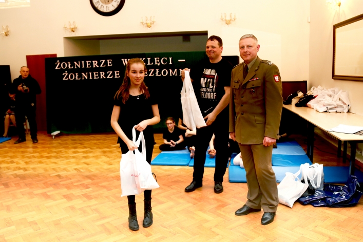 Nagrodzono laureatów konkursów z okazji Narodowego Dnia Pamięci Żołnierzy Wyklętych