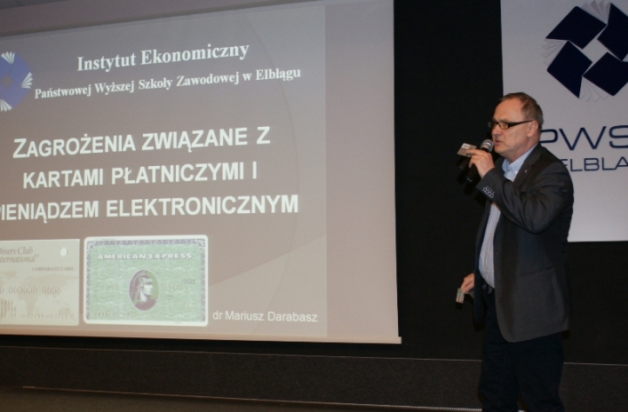 Najważniejsza jest profilaktyka - o bezpieczeństwie z seniorami