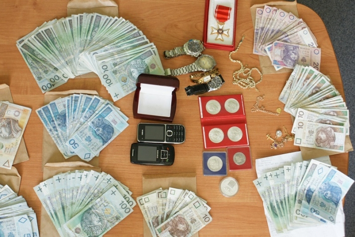 Napad na aptekę – policjanci zatrzymali podejrzanego