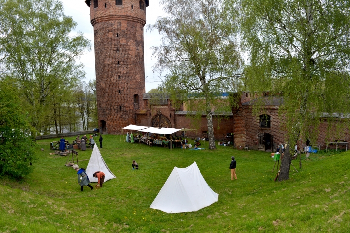 Niecodzienne, rycerskie wesele Artura i Alicji w Malborku