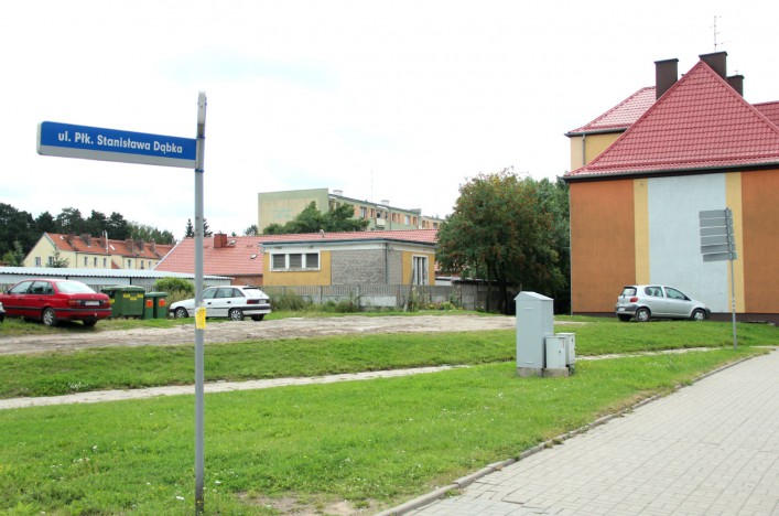 w tym miejscu powstanie nowy budynek mieszkalny