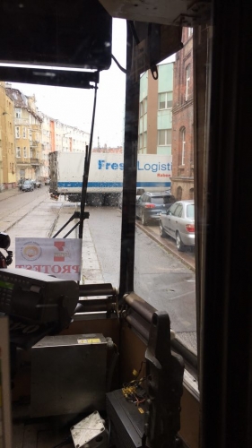 Niektóre elbląskie ulice za wąskie dla tirów (+ zdjęcia)