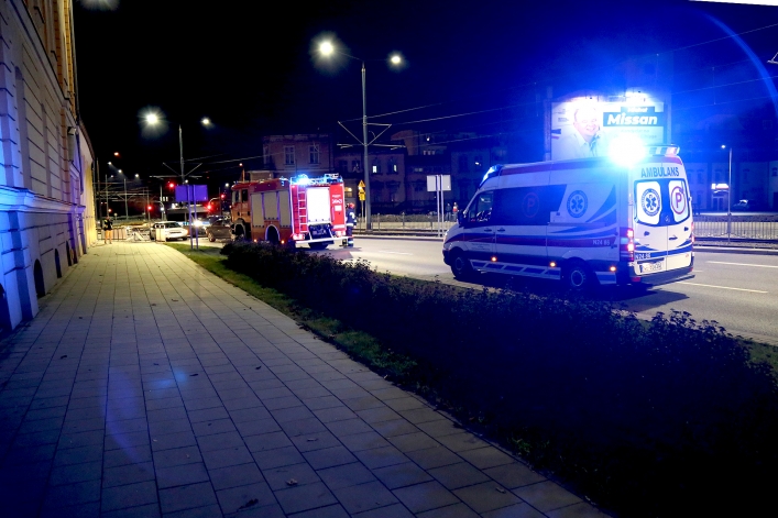Nocna kolizja na Pocztowej