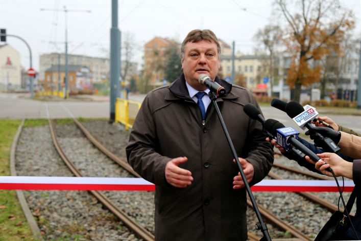 Nowa linia tramwajowa ruszyła!Tramwaje linii nr 4 i 5 od 10 XI kursują nową trasą (+ zdjęcia) 