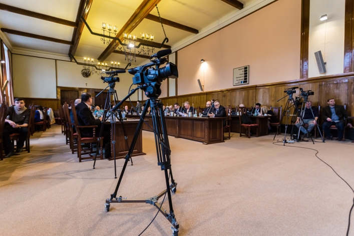 Nowa sieć szkół bez gimnazjów stanie się faktem. Radni przyjęli dwie uchwały 