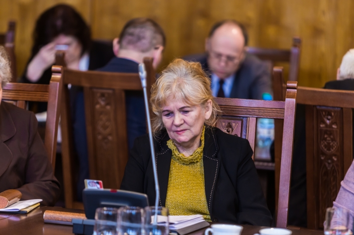 Nowa sieć szkół bez gimnazjów stanie się faktem. Radni przyjęli dwie uchwały 