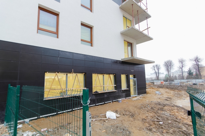 Nowe mieszkania i kolejna Biedronka, tym razem na Donimirskich
