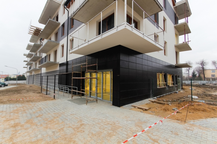 Nowe mieszkania i kolejna Biedronka, tym razem na Donimirskich