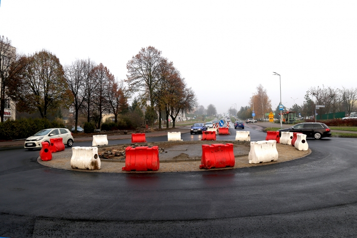Nowe rondo na skrzyżowaniu Królewieckiej i Kościuszki już niemal gotowe