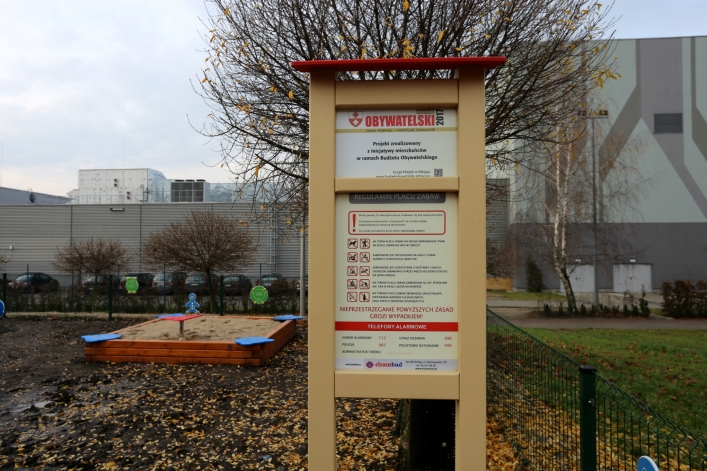 Nowy plac zabaw na osiedlu przy ul. Żyrardowskiej. Kolejna inwestycja z Budżetu Obywatelskiego
