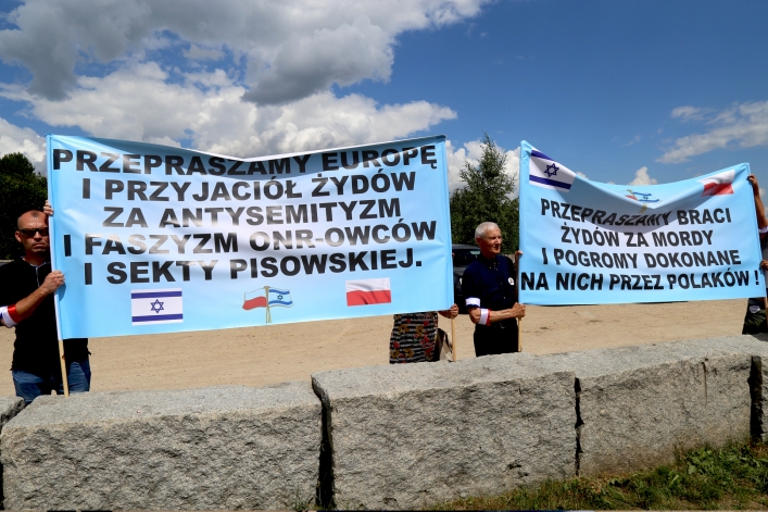 Obchody 77. Rocznicy zbrodni w Jedwabnem z udziałem elblążan