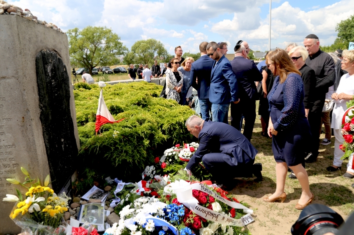 Obchody 77. Rocznicy zbrodni w Jedwabnem z udziałem elblążan
