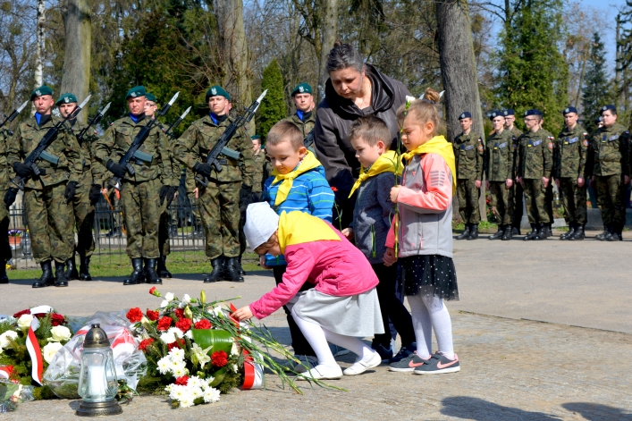 Obchody 8. rocznicy katastrofy smoleńskiej w Elblągu