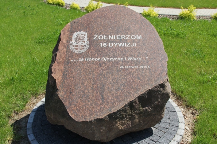 Obchody Święta Weterana w 16 PDZ