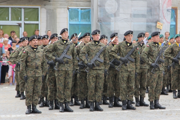 Obchody Święta Wojska Polskiego w 16 PDZ