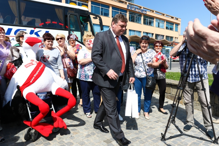 Obiadu nie będzie! Kobiety jadą na VIII Kongres Kobiet