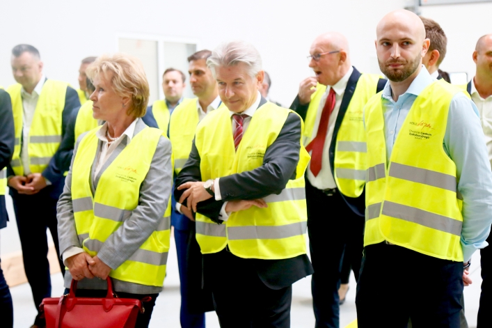 Oficjalne otwarcie centrum dystrybucyjnego Meble Wójcik