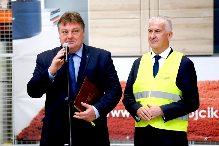 Oficjalne otwarcie centrum dystrybucyjnego Meble Wójcik