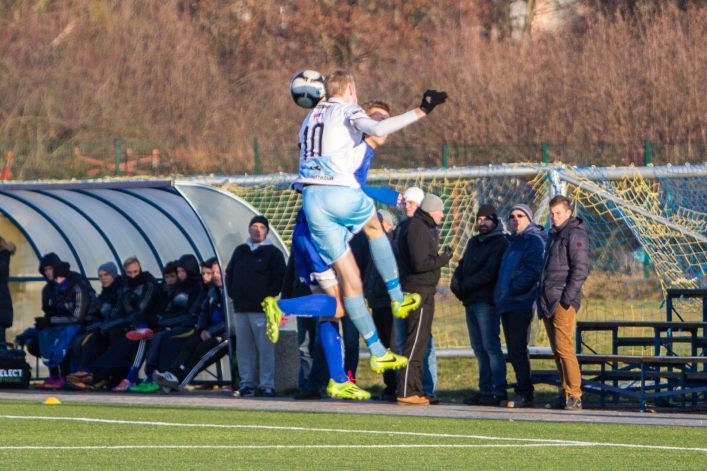 Olimpia łatwo wygrywa ze Stomilem