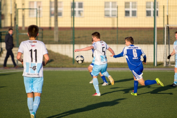 Olimpia łatwo wygrywa ze Stomilem