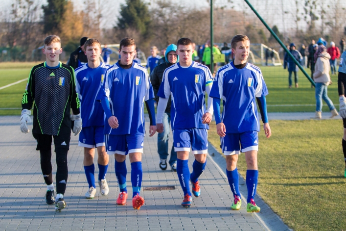 Olimpia łatwo wygrywa ze Stomilem