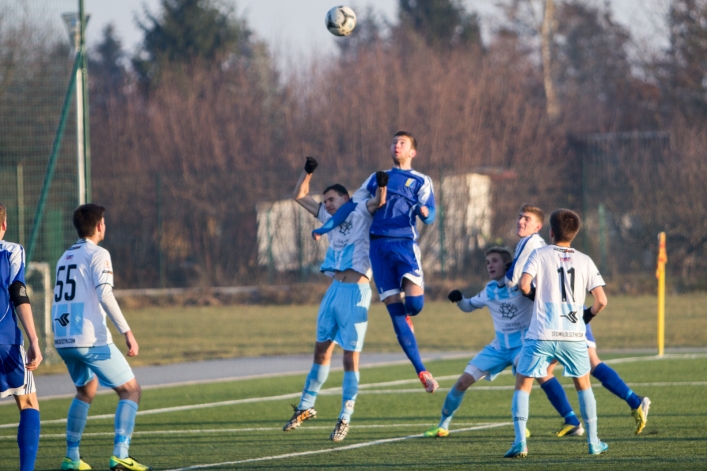 Olimpia łatwo wygrywa ze Stomilem