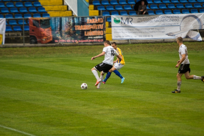 Olimpia pewnie wygrywa, Graczyk zdobywa bramki