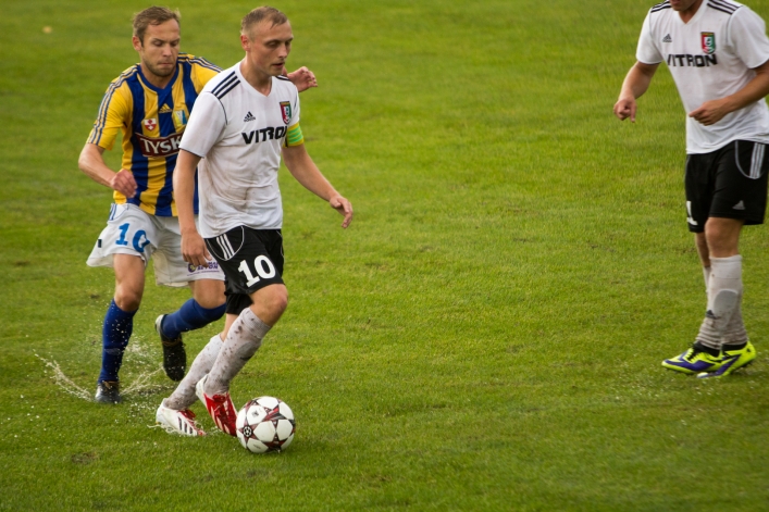 Olimpia pewnie wygrywa, Graczyk zdobywa bramki