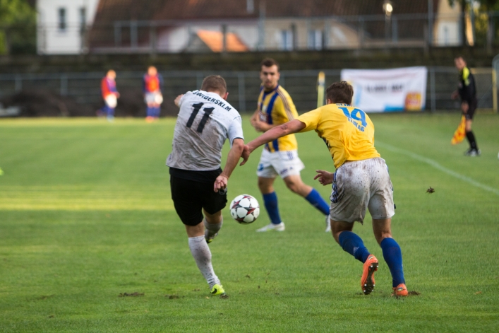 Olimpia pewnie wygrywa, Graczyk zdobywa bramki
