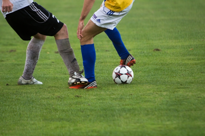 Olimpia pewnie wygrywa, Graczyk zdobywa bramki