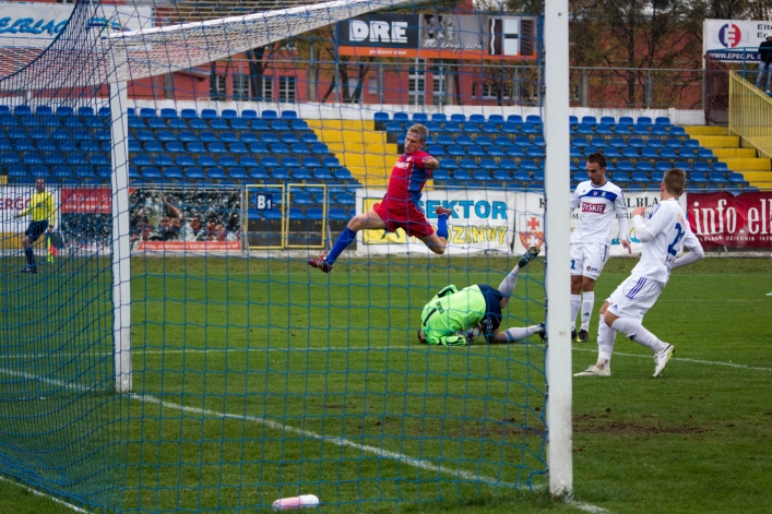 Olimpia znów z czterema bramkami