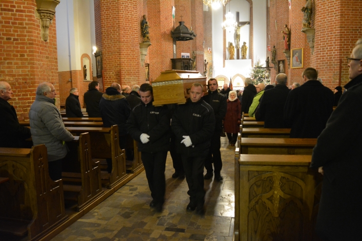 Ostatnie pożegnanie Zdzisława Olszewskiego – elblążanina zasłużonego dla miasta
