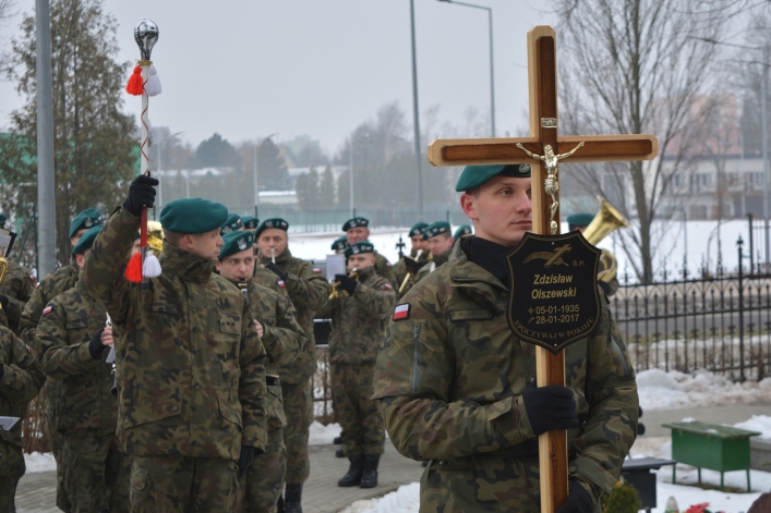 Ostatnie pożegnanie Zdzisława Olszewskiego – elblążanina zasłużonego dla miasta