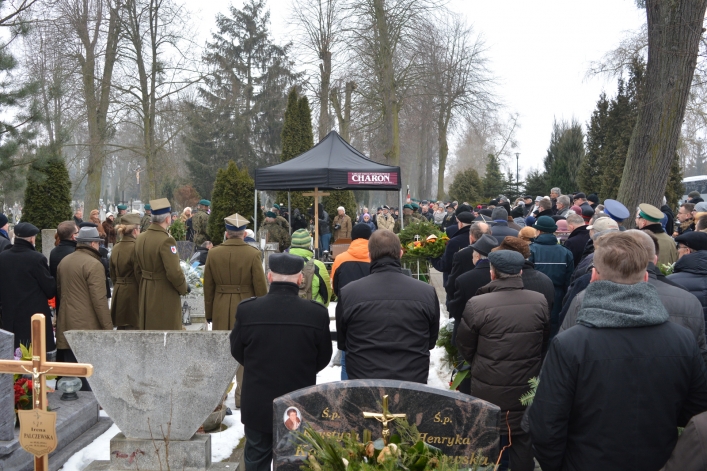 Ostatnie pożegnanie Zdzisława Olszewskiego – elblążanina zasłużonego dla miasta