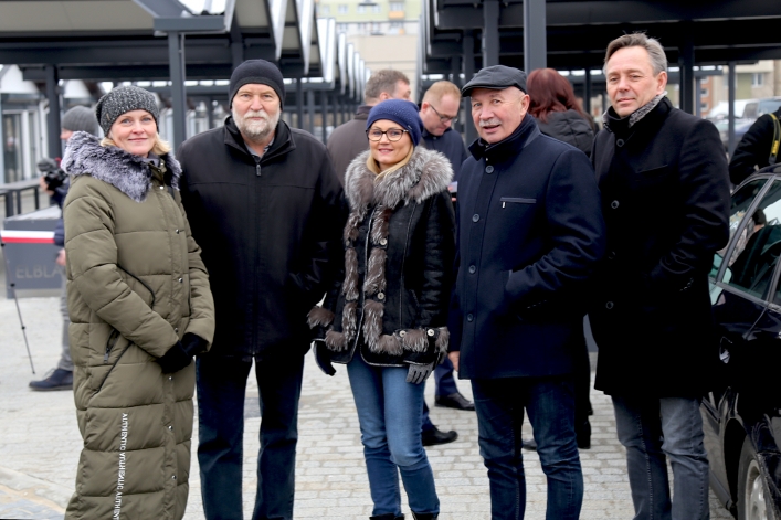 Otwarto nowe, zadaszone stoiska i pawilony handlowe na targowisku miejskim