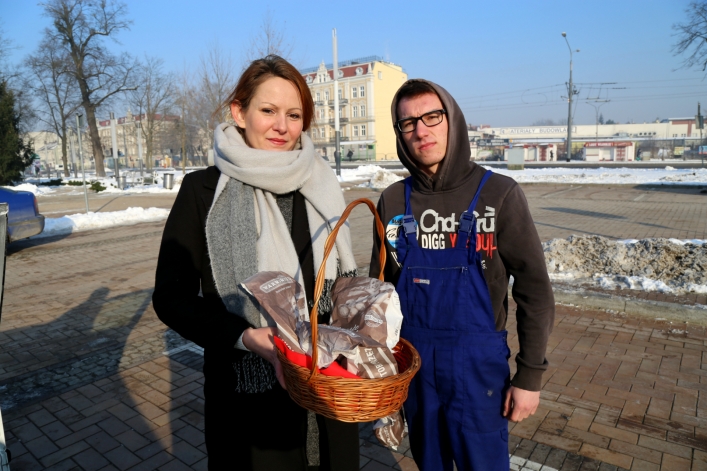 Pączkowe szaleństwo z Elblag.net. Rozdaliśmy kilkaset pączków!