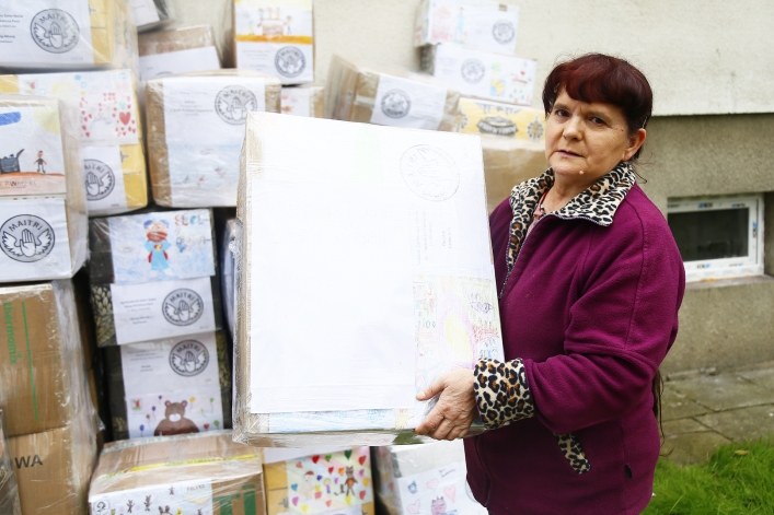 Pani Bożena i Jan z Lisowa mają wielkie serca. 2 tony pluszaków trafi do dzieci z Kamerunu